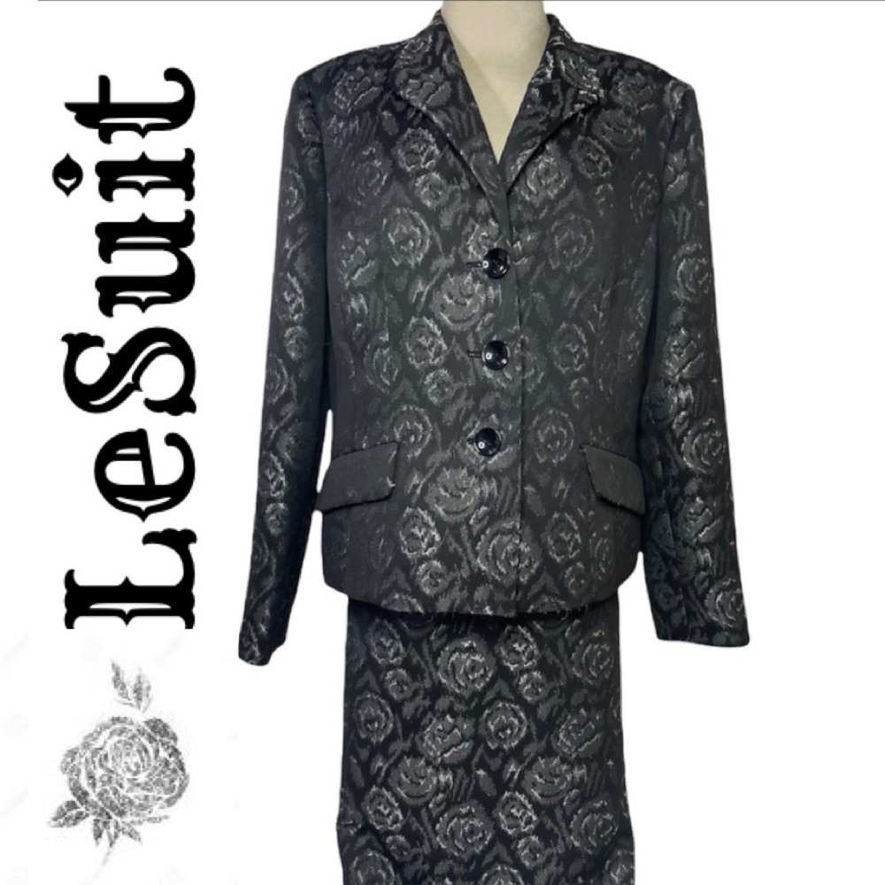 Le Suit Silver Rose Blazer Skirt Set Silver Grey Metallic Executive Formal Wear